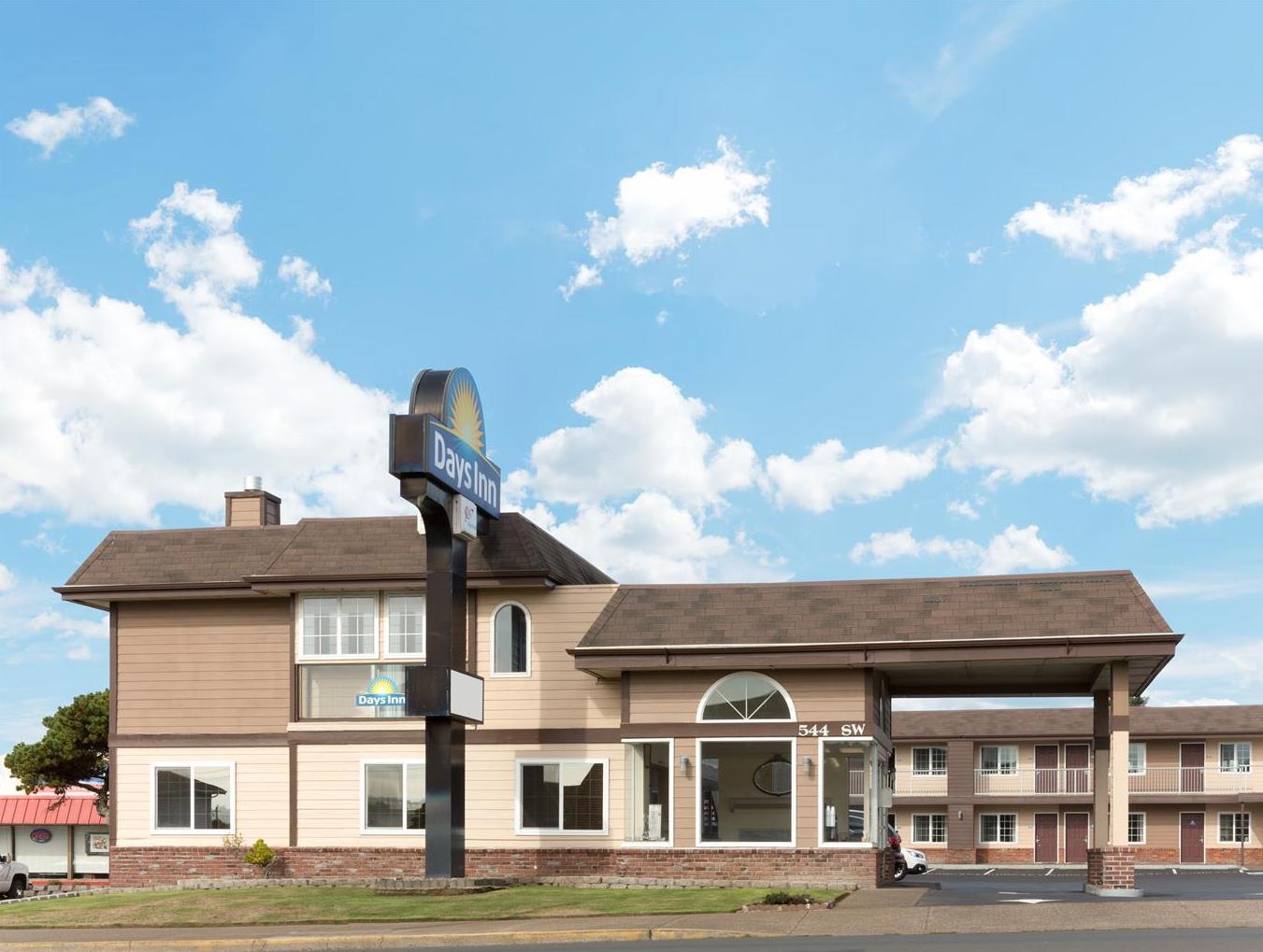 Days Inn By Wyndham Newport Or מראה חיצוני תמונה