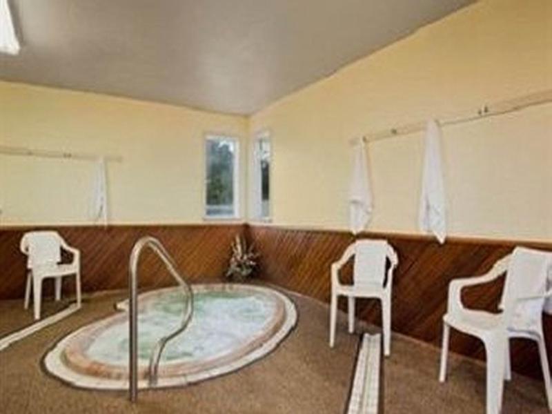 Days Inn By Wyndham Newport Or מראה חיצוני תמונה